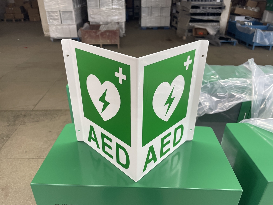 Biały znak ścienny AED Zielony plastikowy defibrylator Znak AED V Niestandardowy aluminiowy znak AED